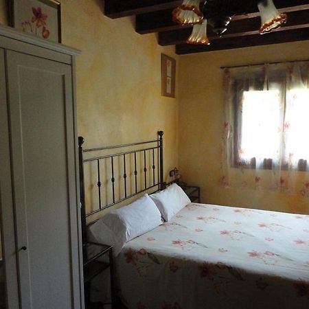 Hotel Rural Los Quinones Peralejos de las Truchas Szoba fotó
